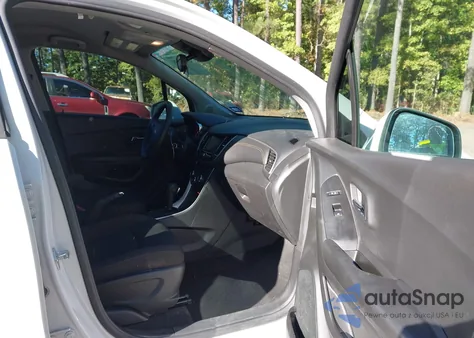 2022 Chevrolet Trax Fwd Ls z USA, uszkodzony, nr VIN KL7CJKSM1NB547695